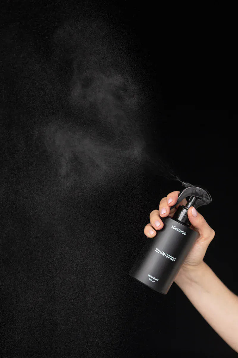 Villem Köusikodu ruumi- ja tekstiilisprei “Sidrunhein” Köusikodu