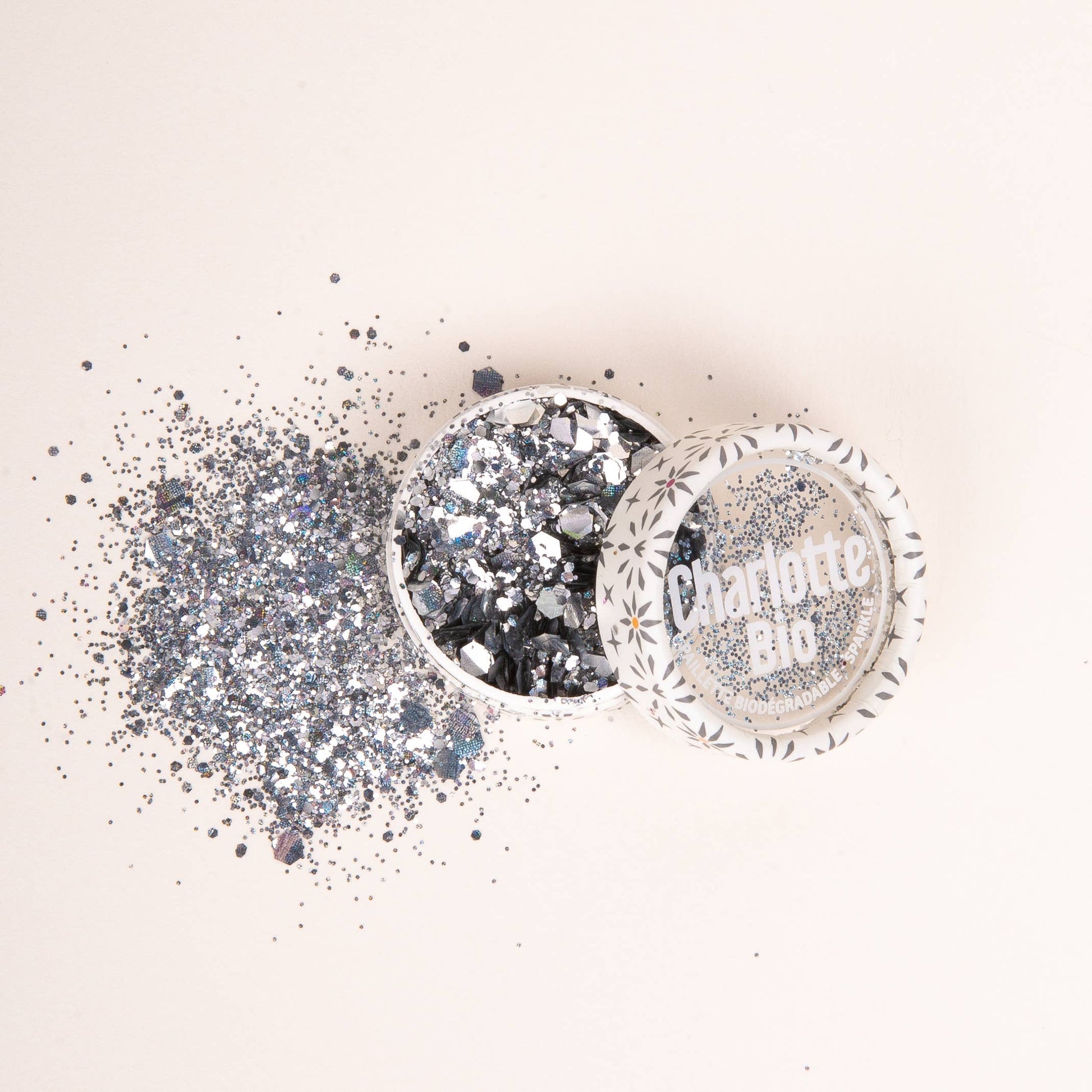 Villem Charlotte BIO Glitter: Silver 9g CHARLOTTE BIO
