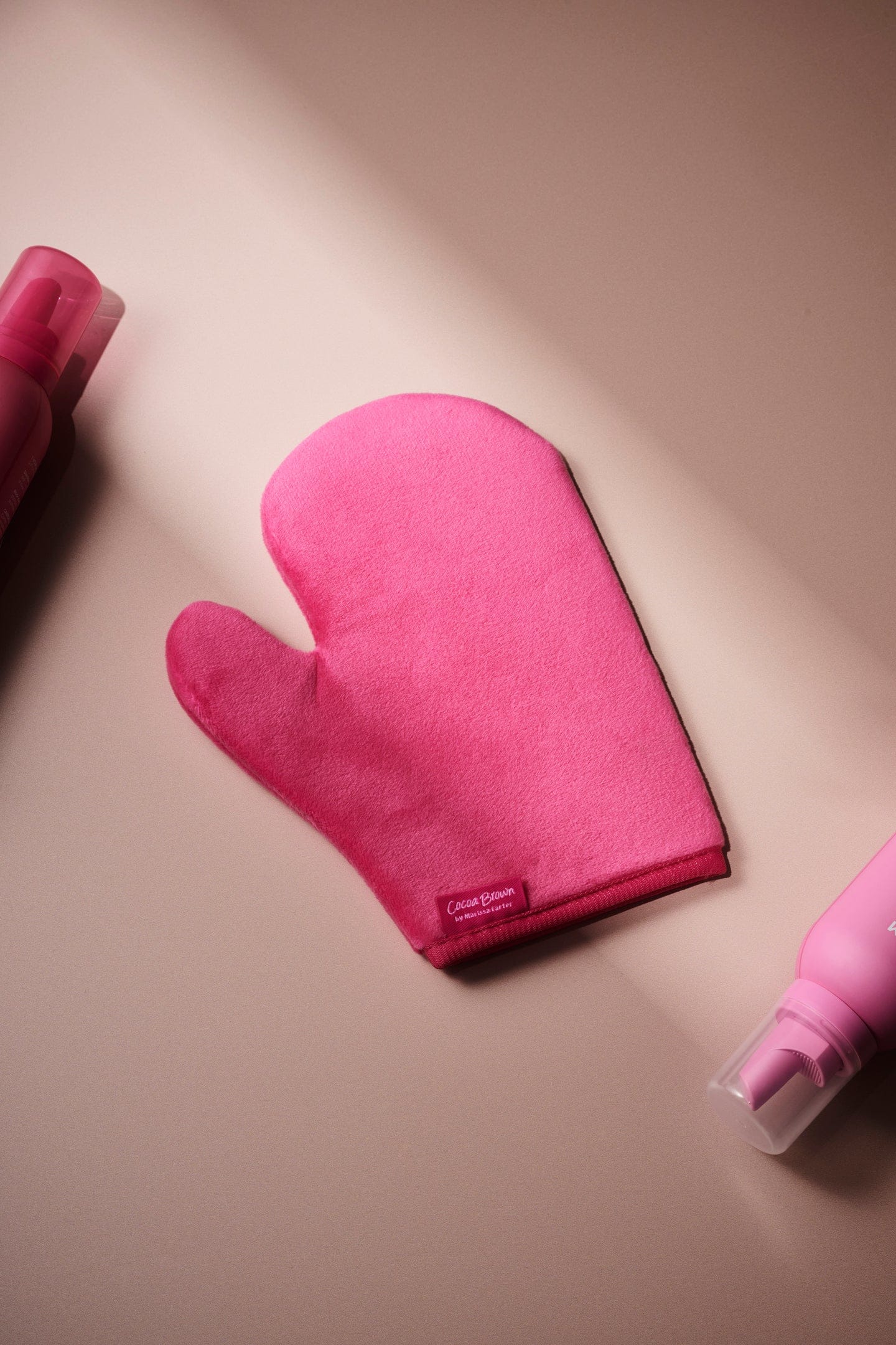 Villem COCOA BROWN veluurist päevituskinnas pöidlaga COCOA BROWN