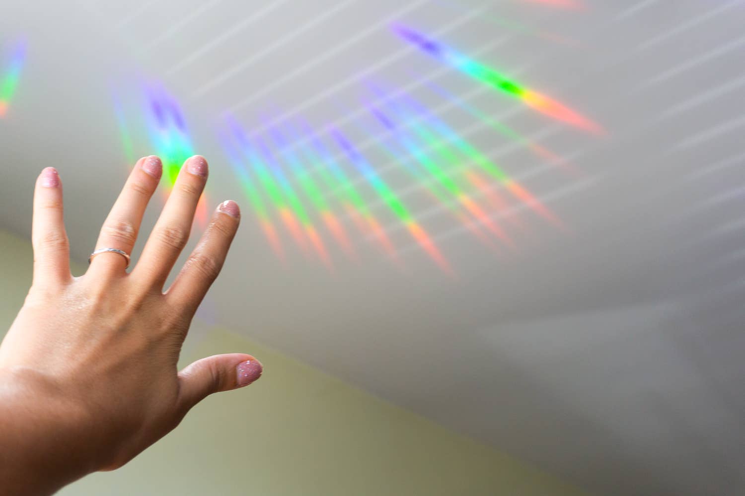 Villem Vikerkaare päikesepüüdja kleebis "RGB" Creative Goodie