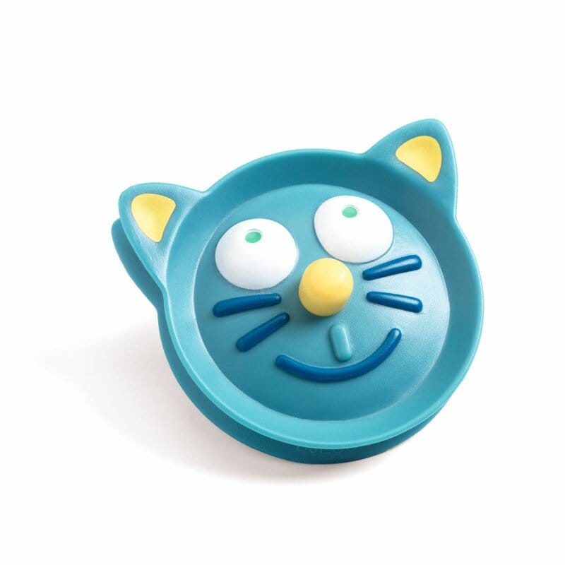 Villem DJECO kaardite hoidja Kass Djeco