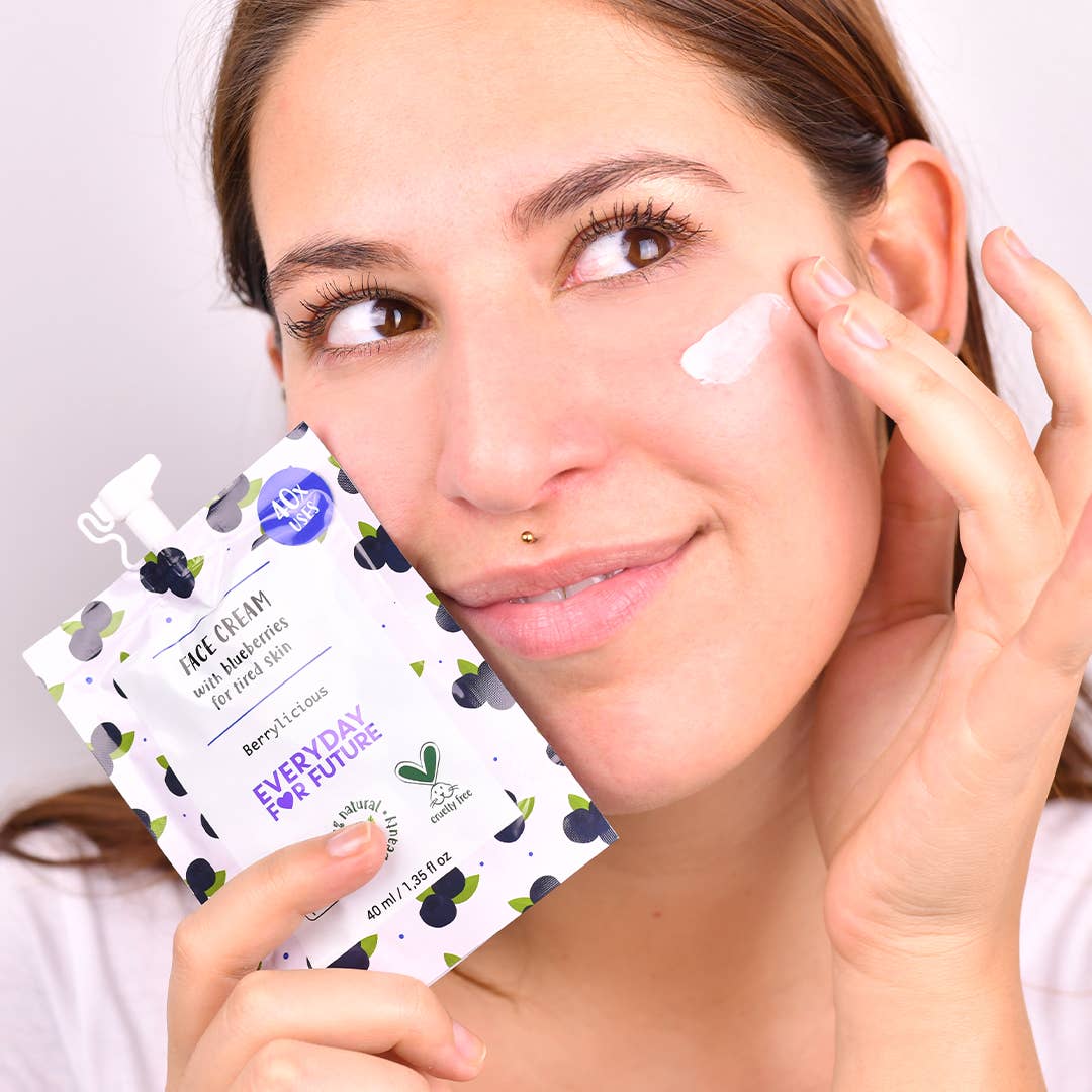 Villem Pinguldav näokreem mustikaekstraktiga Everyday For Future