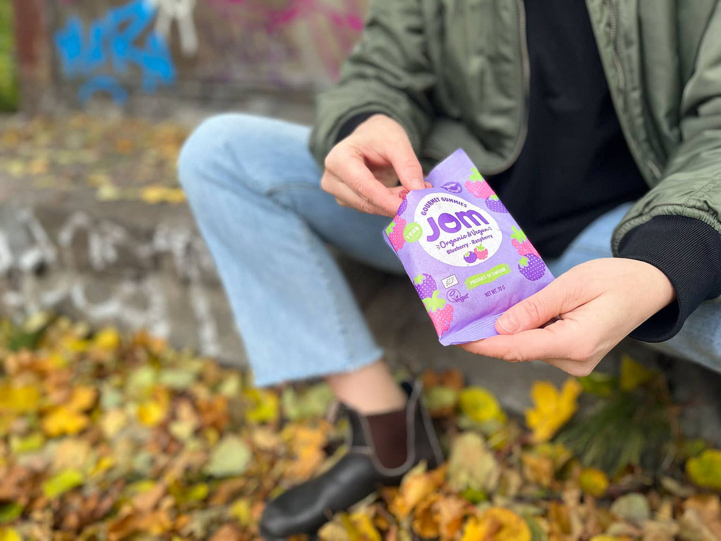 Villem Organic and Vegan Swedish Sour Blueberry & Raspberry Gummies JOM