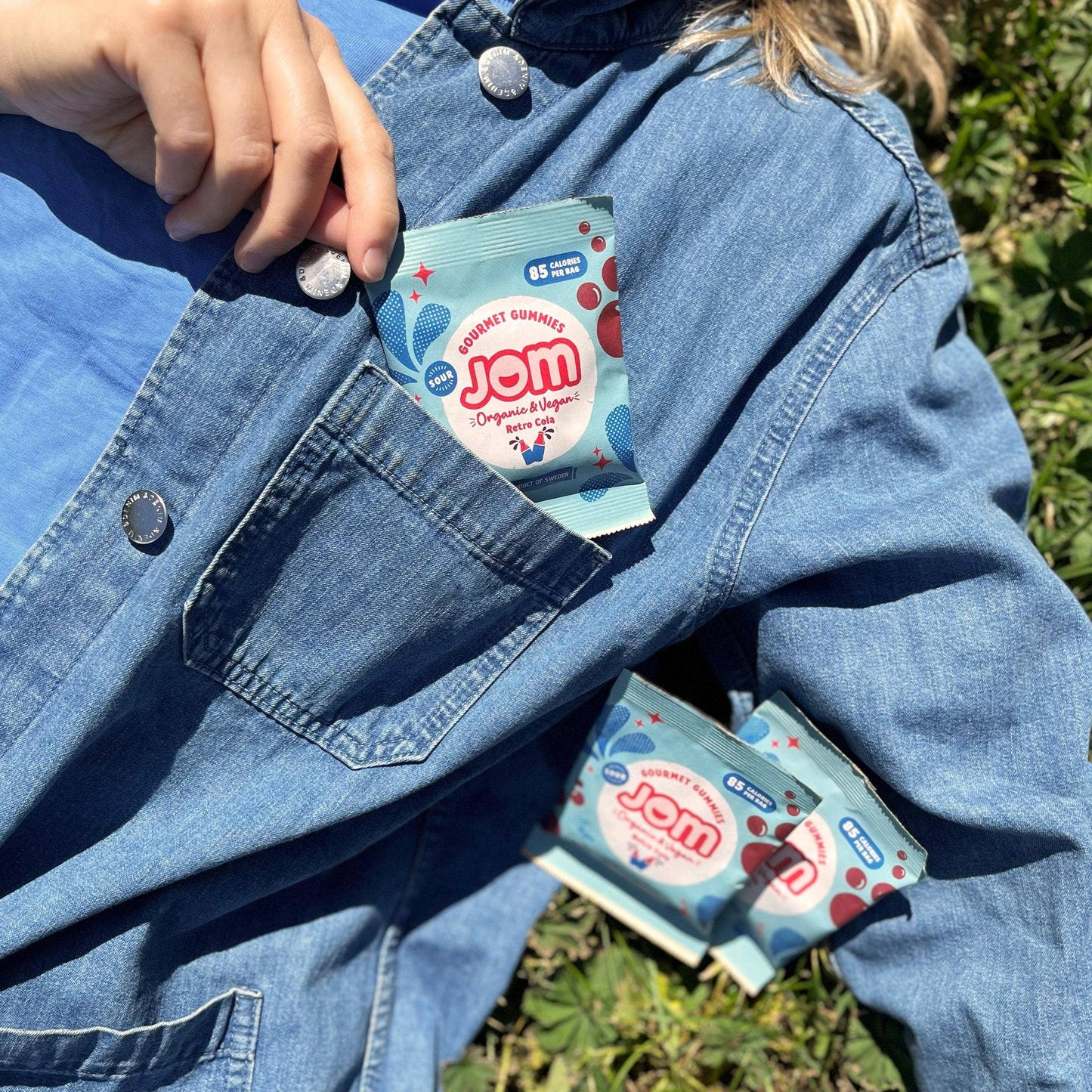 Villem Organic & Vegan Snack Pack - Sour Retro Cola Gummies JOM