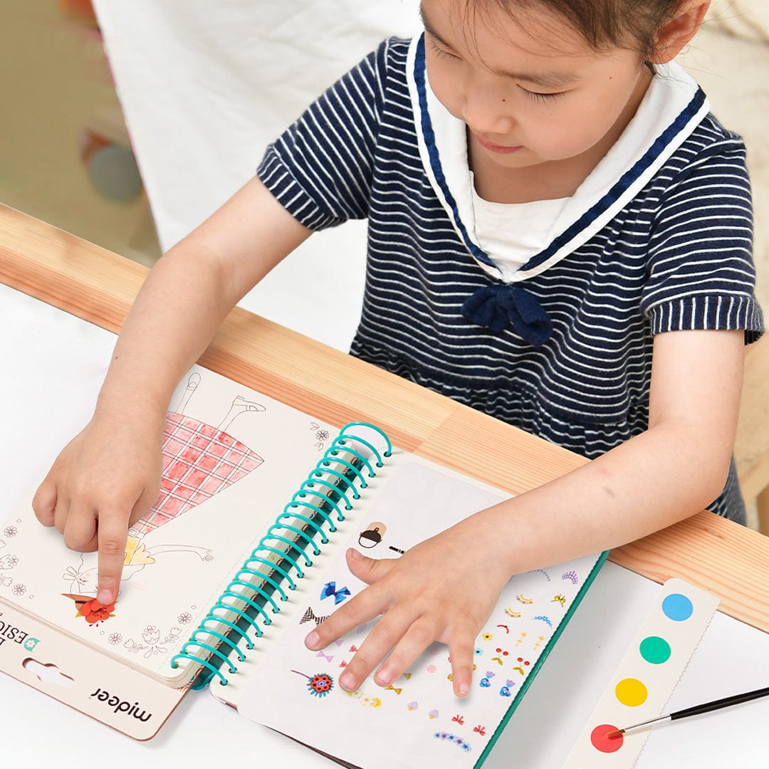 Villem MIDEER tegelusvihik Väike Disainer "Teepidu" Mideer