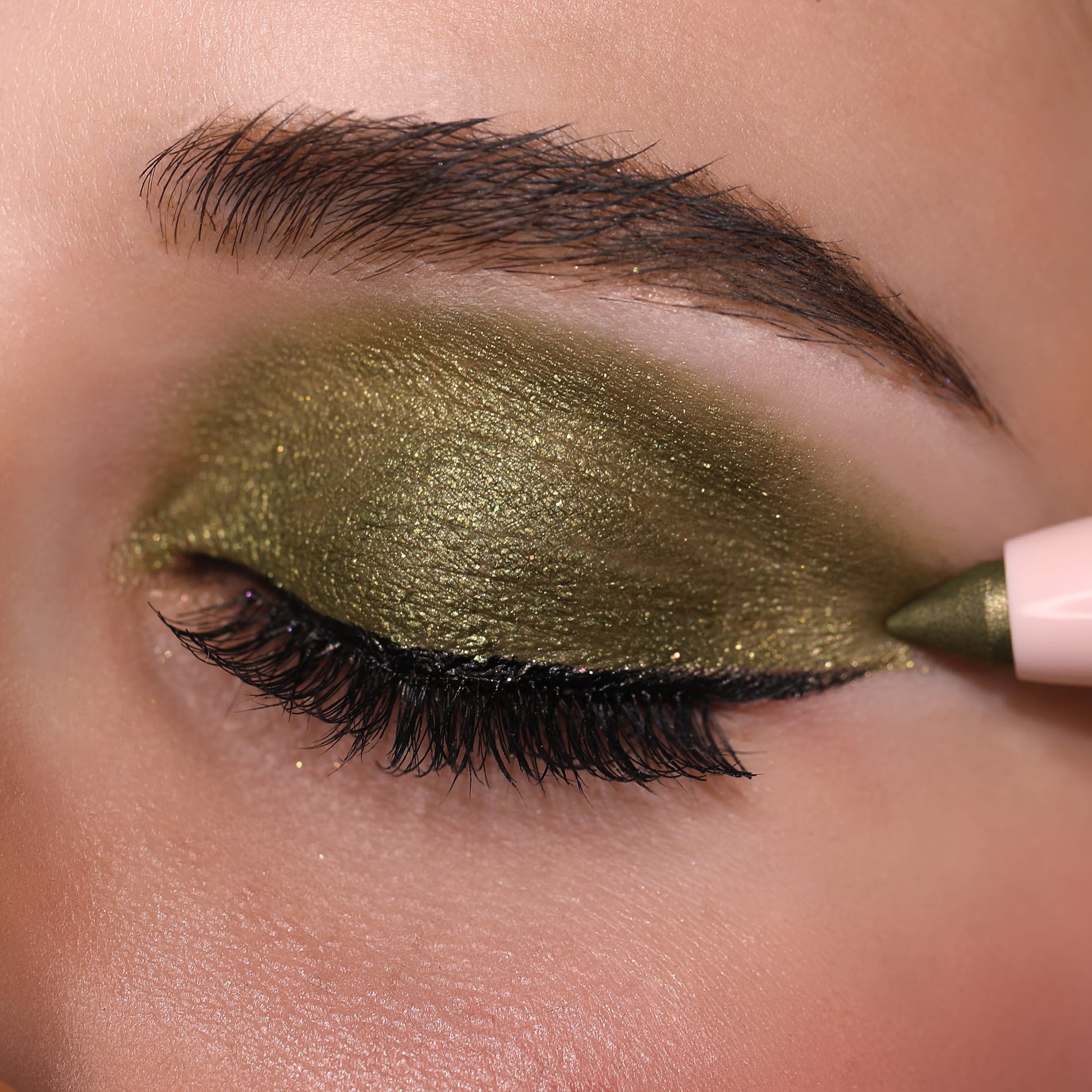 Villem MOIRA At Glance Stick Shadow 018 Olive Green MOIRA