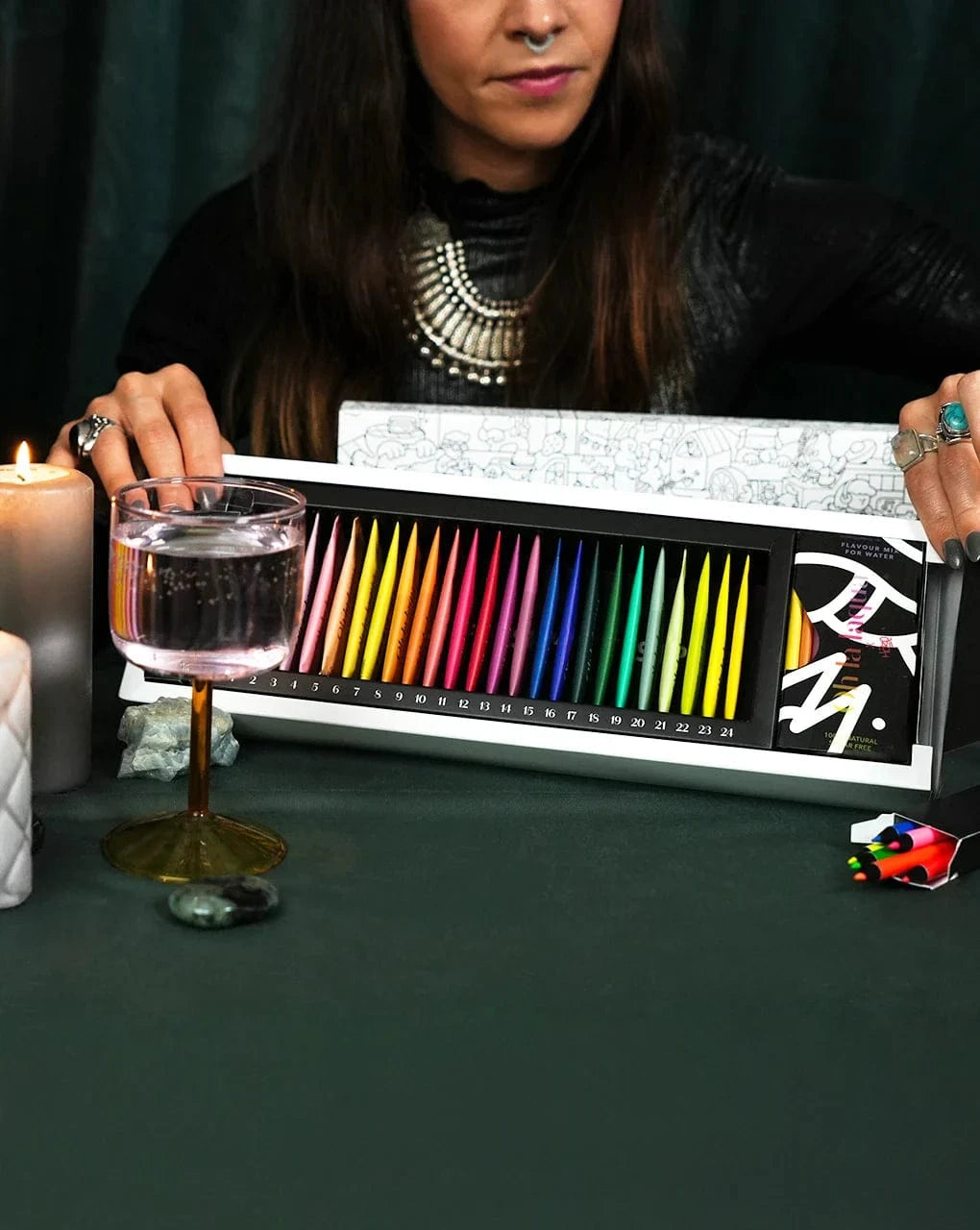 Villem OH LA LAQUA Vegan Advendikalender 2025 – 24 Flavours of Life OH LA LAQUA