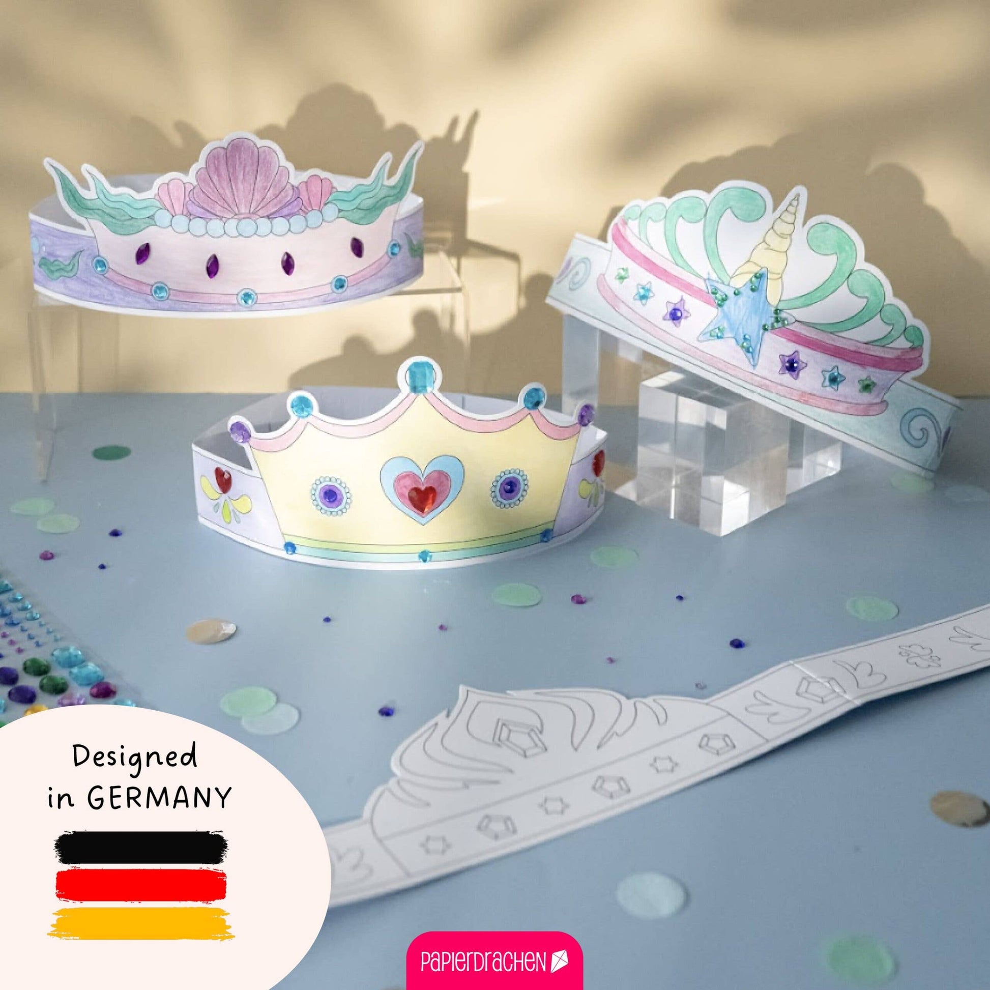 Villem Paberist kroonide meisterdamise loovkomplekt „Müütilised olendid“, 8 tk Papierdrachen