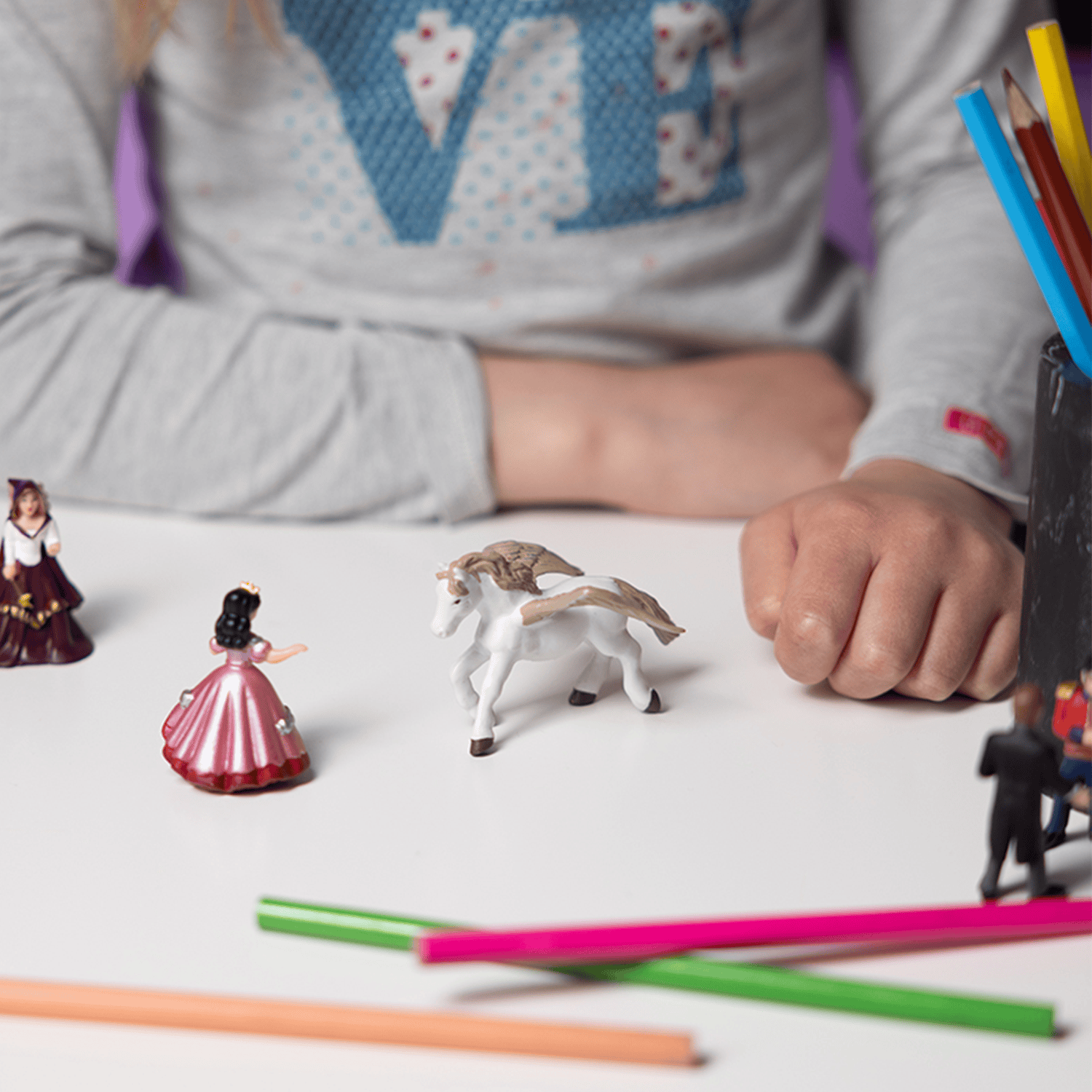 Villem Mini Plus Enchanted World Figurines, 12 Pieces Papo