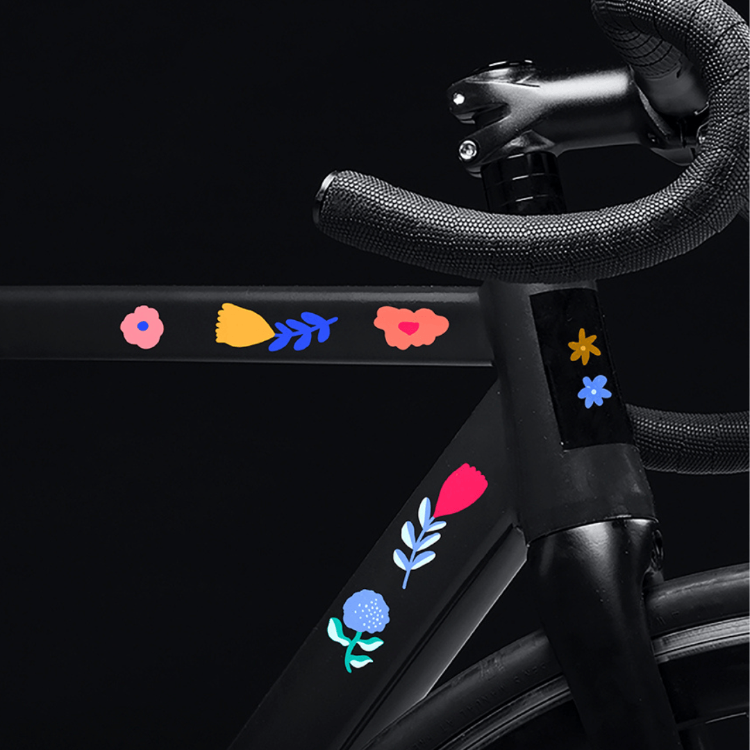 Villem Retropeegeldavad turvakleebised kiivrile ja rattale Good Vibes RAINETTE