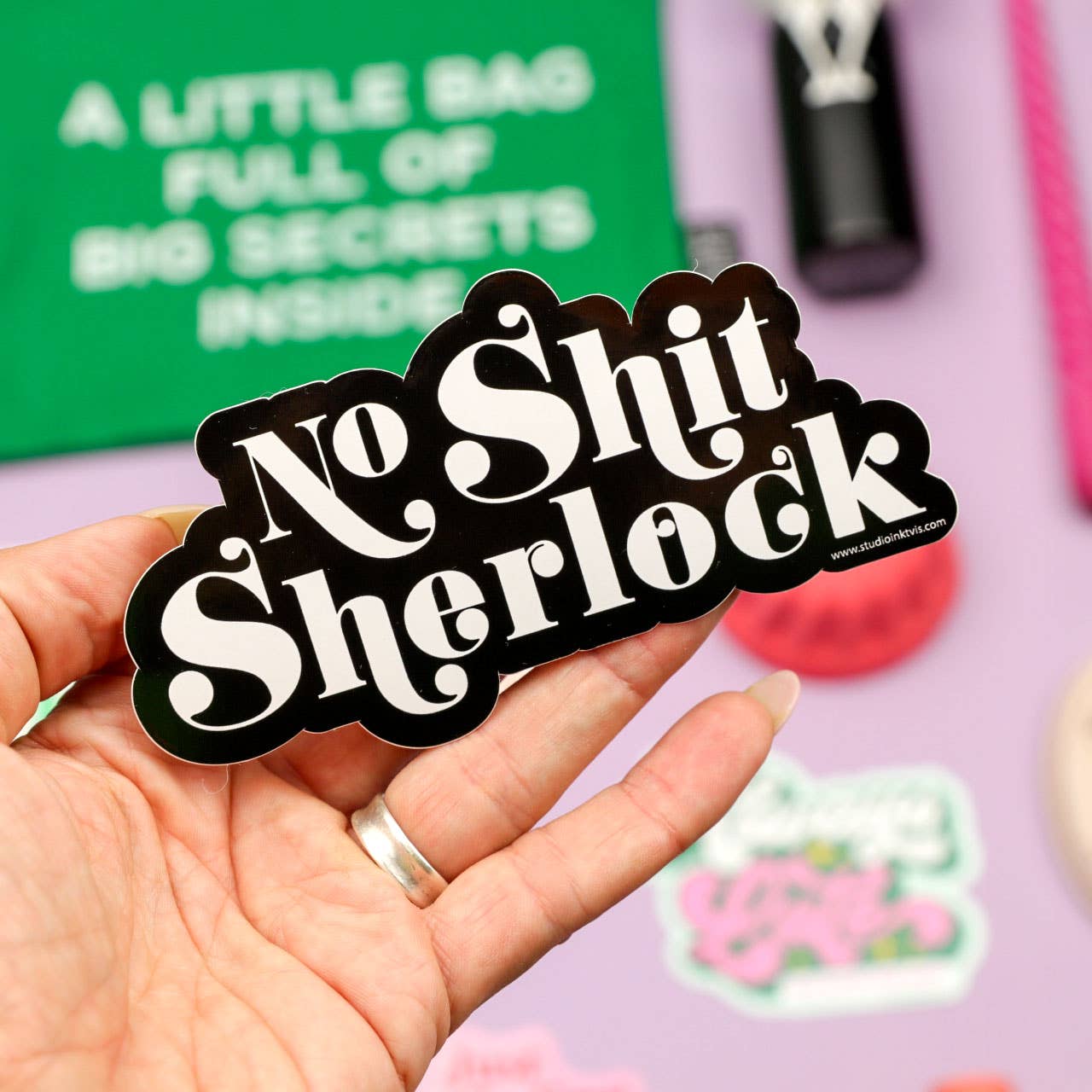 Villem Vinüülkleebis – “No Shit Sherlock” Studio Inktvis