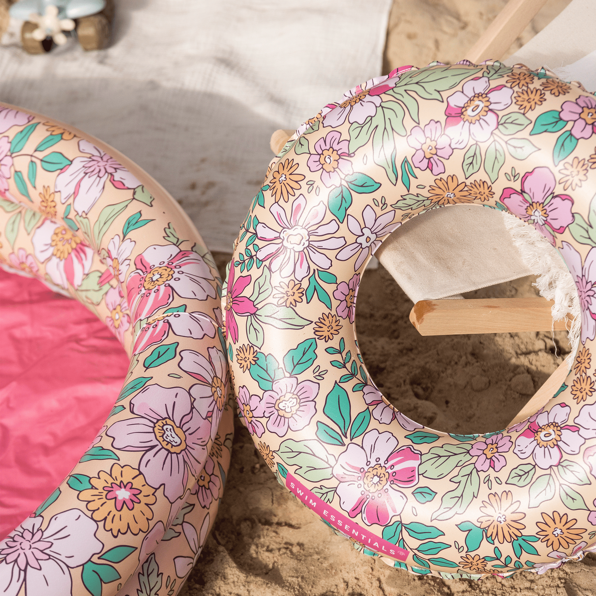 Villem Swim Ring - Multicolor - Blossom: Ø 90 cm Swim Essentials