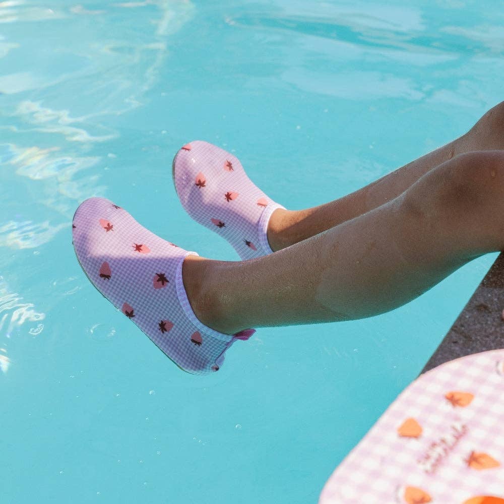 Villem Swim Socks - Pink - Strawberry Fields: 25/26 Swim Essentials