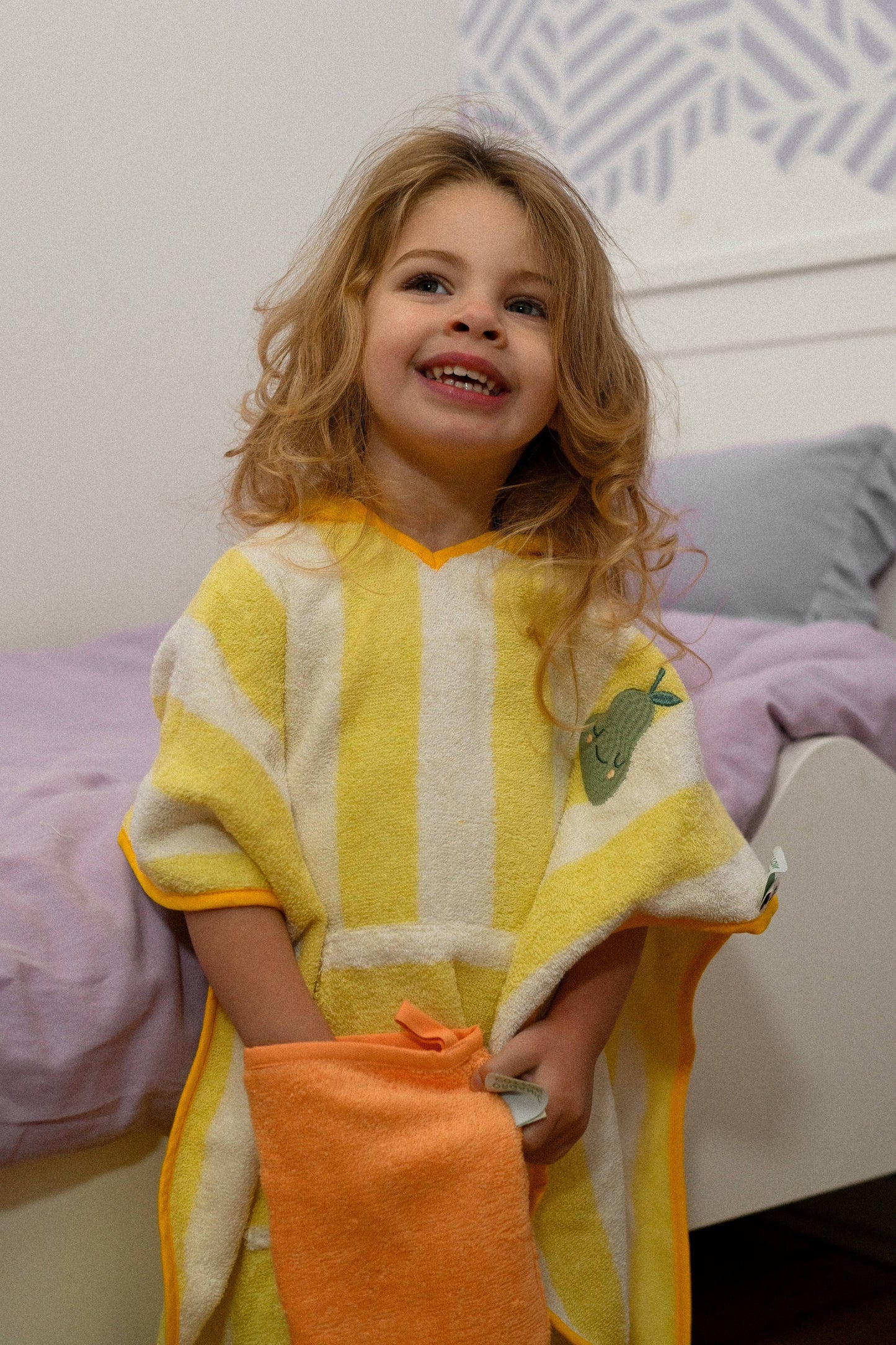 Villem Hooded Poncho Pedro Pear the cotton cloud