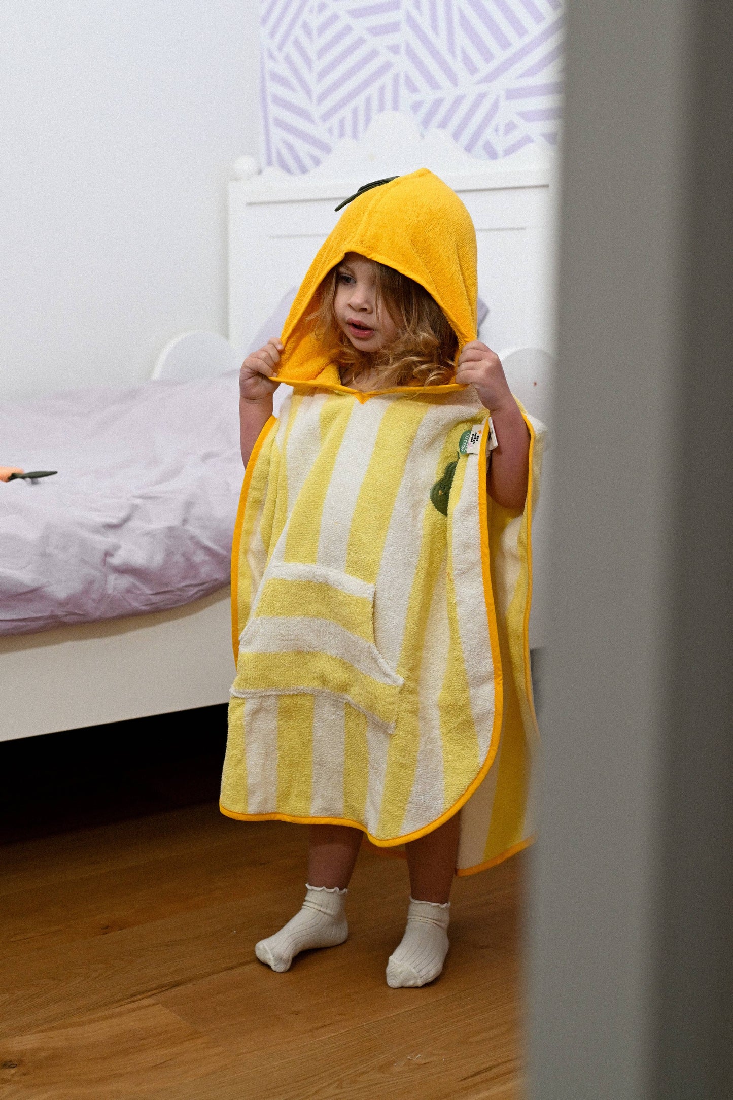 Villem Hooded Poncho Pedro Pear the cotton cloud