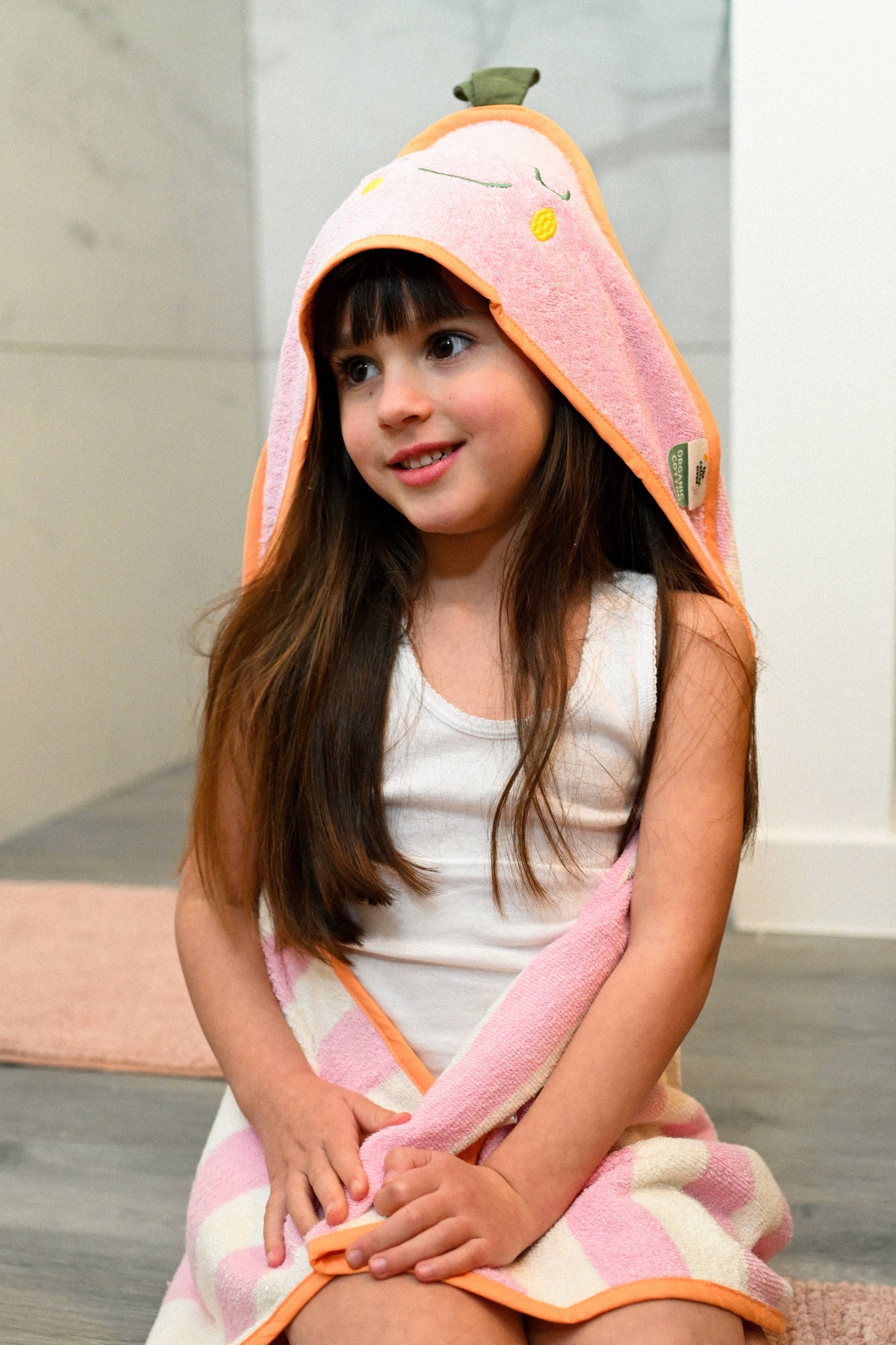 Villem Hooded Towel Mandy Mandarine the cotton cloud