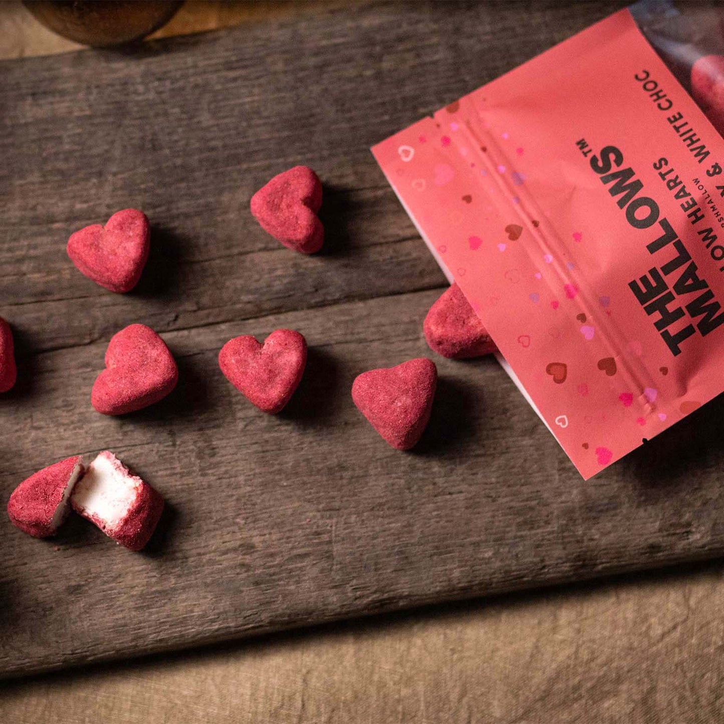 Villem MALLOW HEARTS - RASPBERRY + BELGIAN WHITE CHOC 90g The Mallows