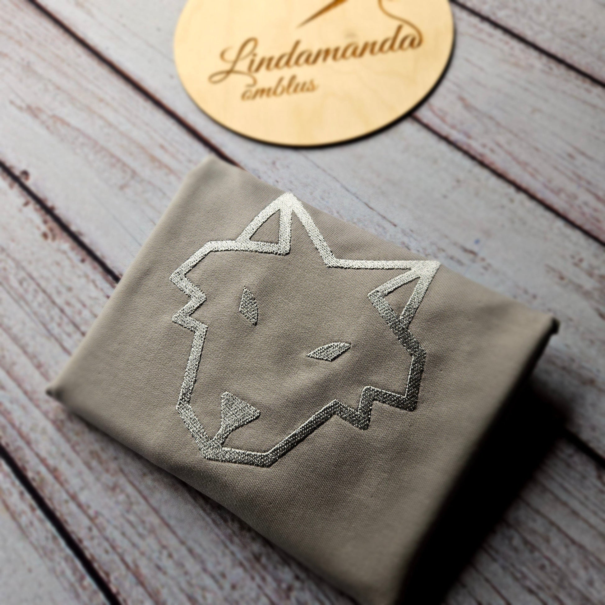 Villem Villem x Lindamanda hundiga pusa lastele 🐺 Villem.ee