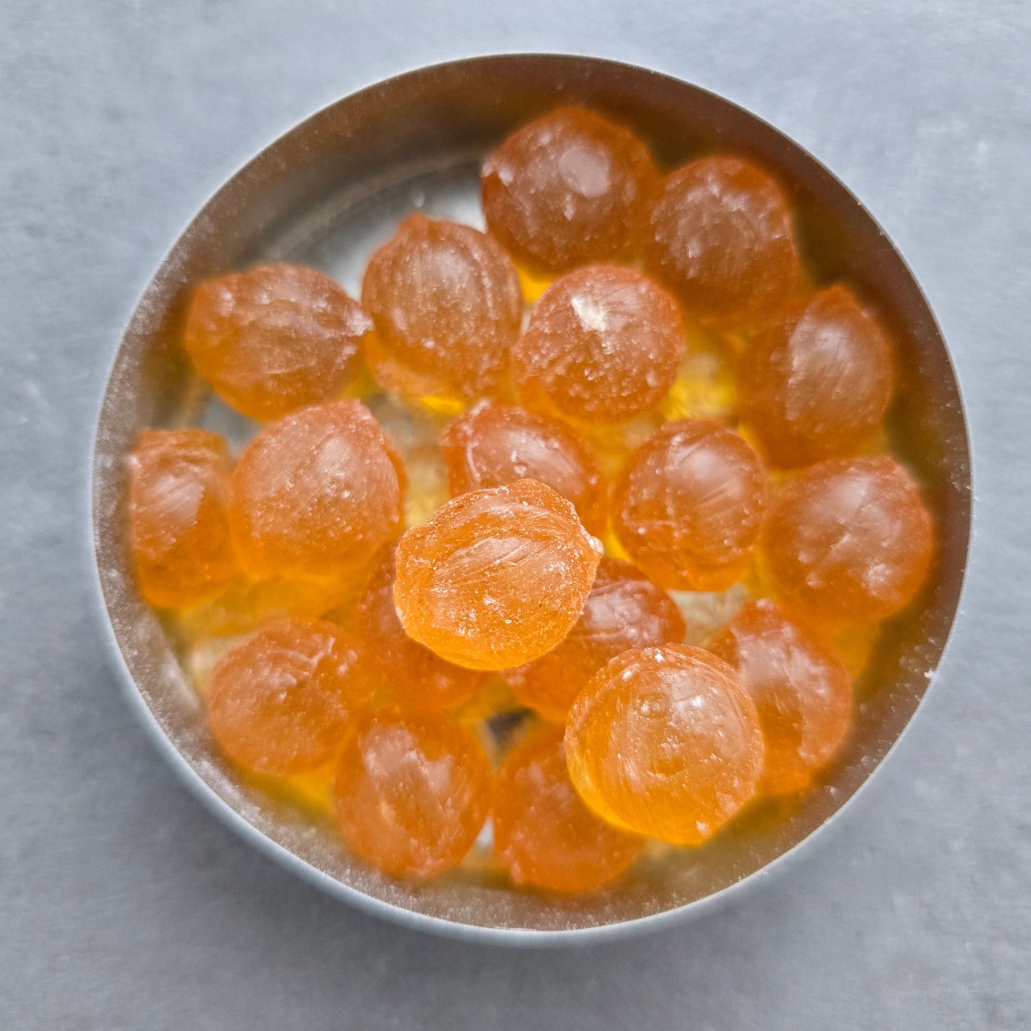 Villem Villem Candy Flip – Mee & Õuna karamellkommid 50 g Villem